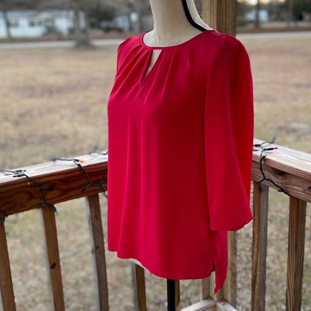 Express Blouse - Picture 2 of 4